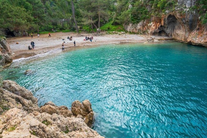Tarihten Günümüze Uzanıyor! Antalya’nın Saklı Cenneti Korsan Koyu